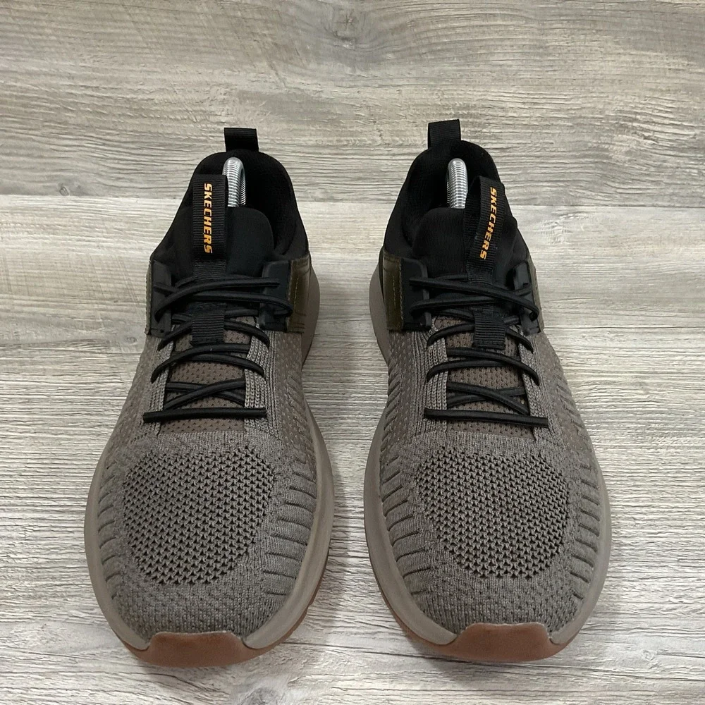 Skechers Neville Calhan Mens 9.5 Olive Black Athletic Running Sneakers 210501
